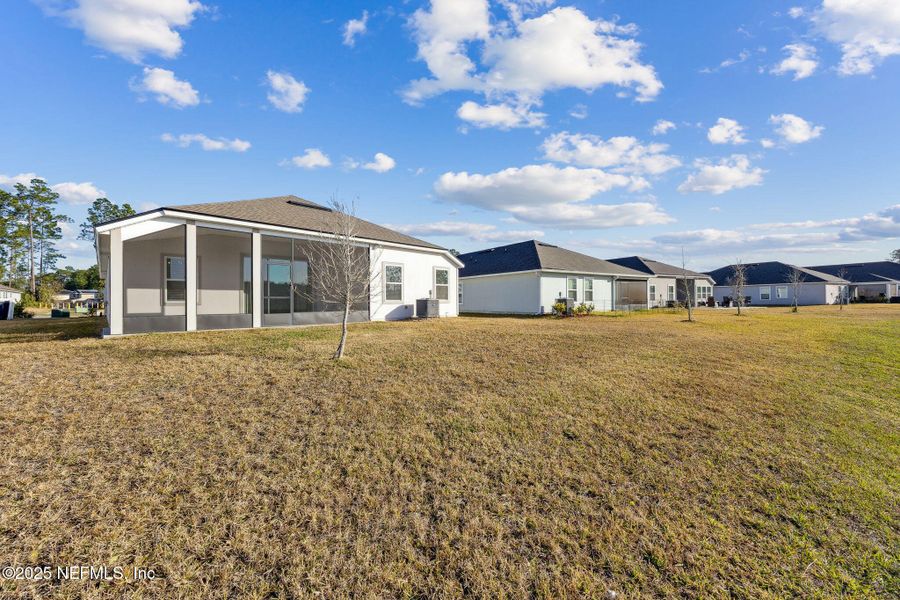 Exterior details and patio area of a home in River Glen, Yulee (Image 26). Exterior details and patio area of a home in River Glen, Yulee (Image 26).