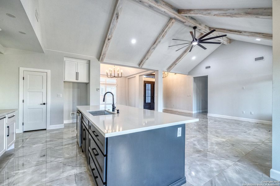 Furnished interior view inside a new home in , Uvalde (Image 12).