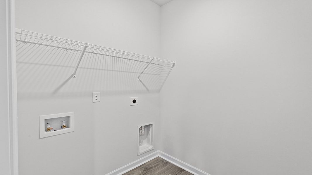 Spacious, unfurnished interior of a new home in Highland Hills, Graniteville (Image 33).