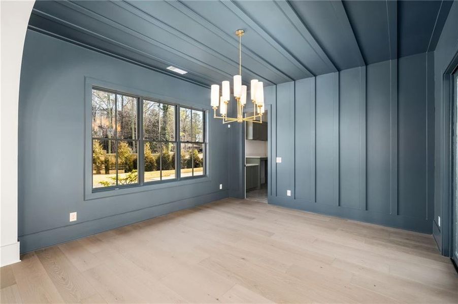 Spacious, unfurnished interior of a new home in , Roswell (Image 26).