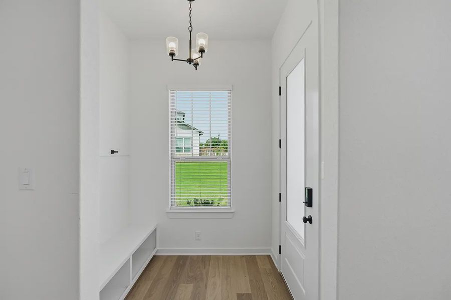 Spacious, unfurnished interior of a new home in The Crossvine, Schertz (Image 19).
