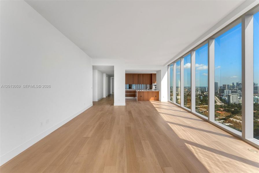 Spacious, unfurnished interior of a new home in , Miami (Image 18).