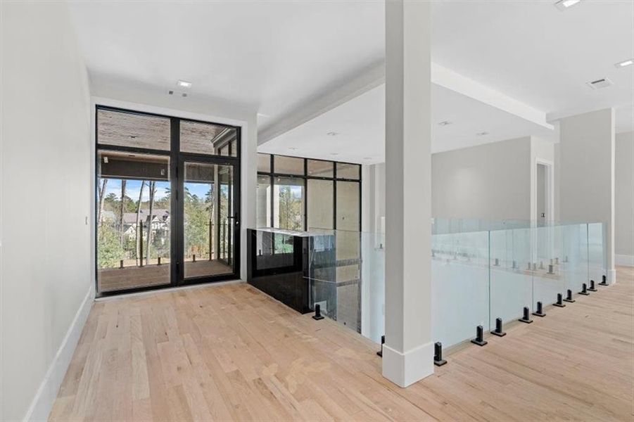 Spacious, unfurnished interior of a new home in , Marietta (Image 39).