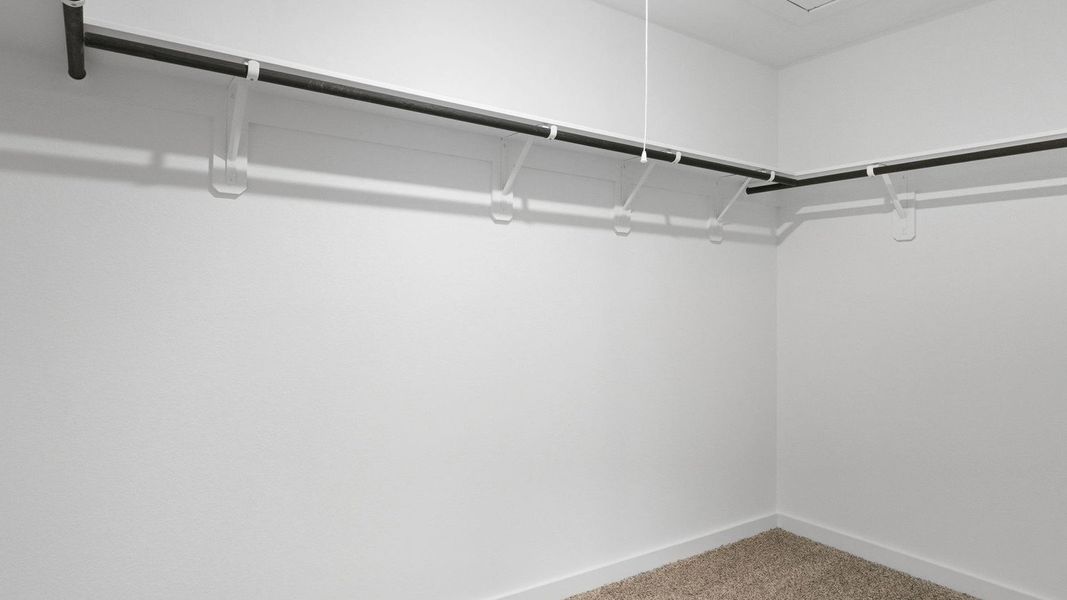 Spacious, unfurnished interior of a new home in Evergreen, Rosenberg (Image 19).