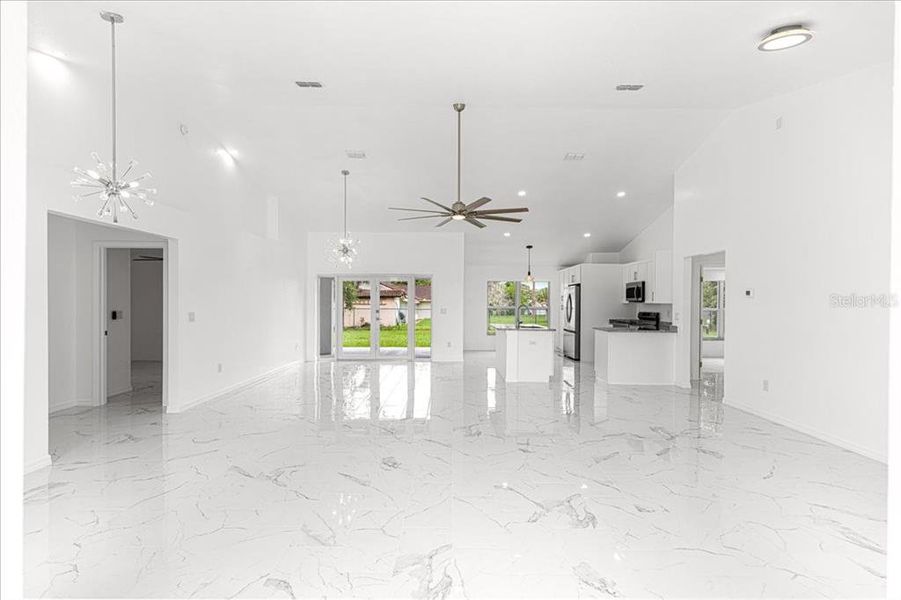 Spacious, unfurnished interior of a new home in , Summerfield (Image 17).