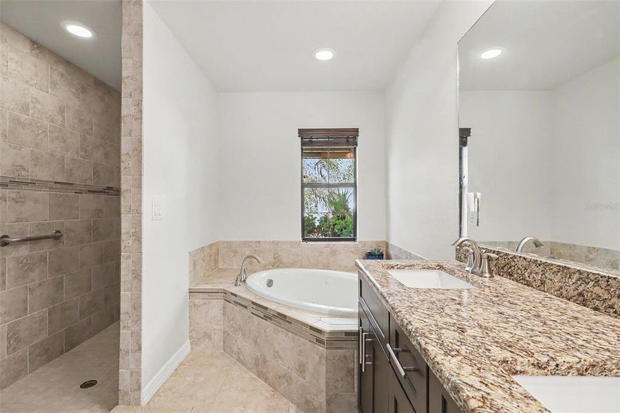 Furnished interior view inside a new home in , Cape Coral (Image 29). Furnished interior view inside a new home in , Cape Coral (Image 29).