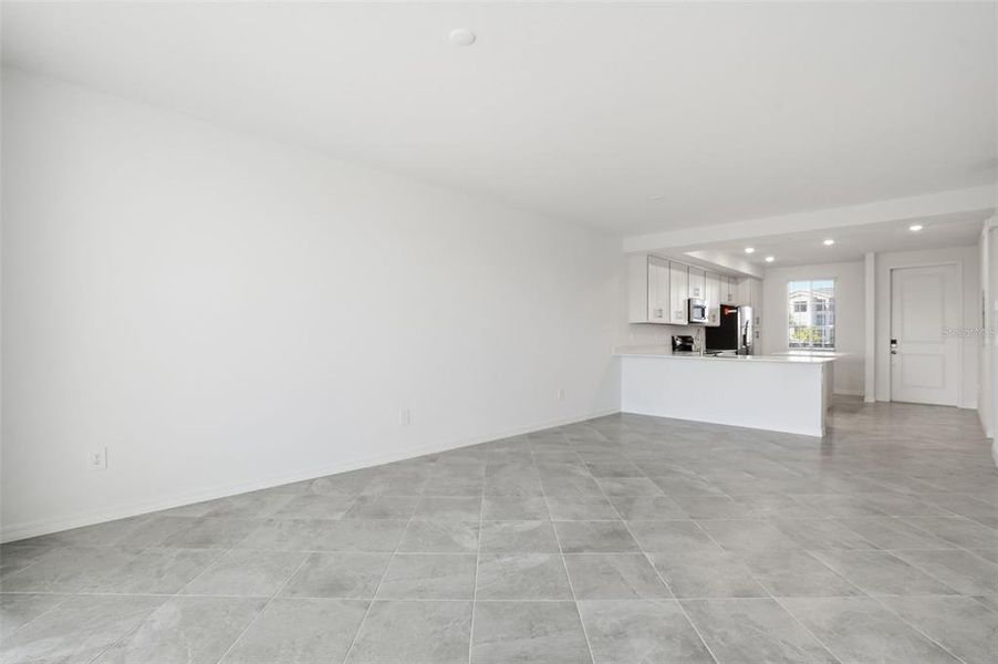 Spacious, unfurnished interior of a new home in Wellen Park Golf & Country Club, Venice (Image 13). Spacious, unfurnished interior of a new home in Wellen Park Golf & Country Club, Venice (Image 13).