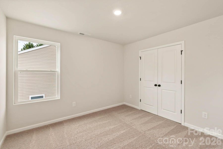 Spacious, unfurnished interior of a new home in Sycamore Court, Winston-Salem (Image 13).