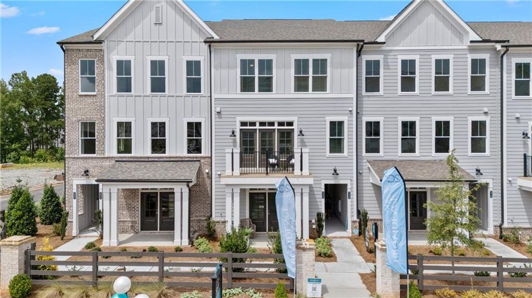 Image 27 of a home in Market Square at Sawnee Village. Image 27 of a home in Market Square at Sawnee Village.