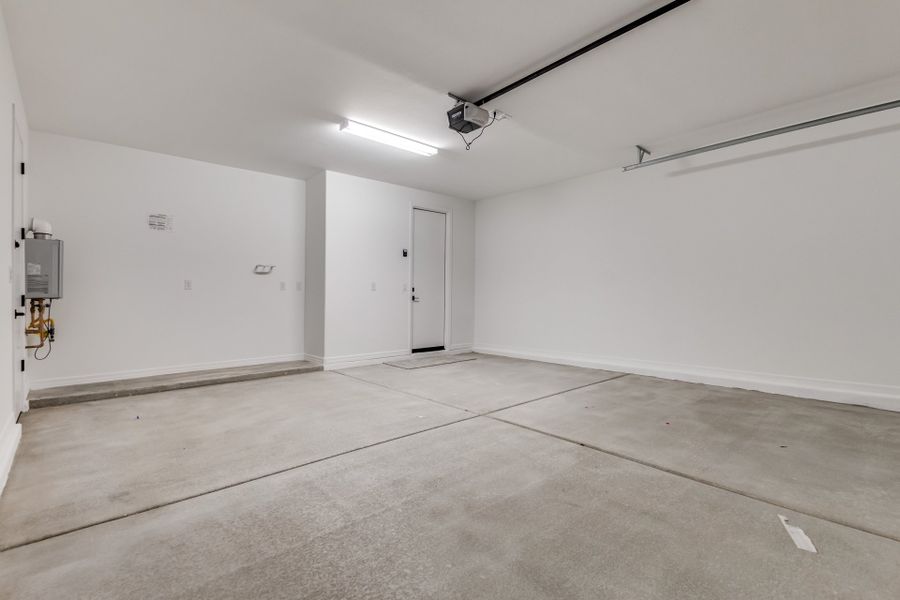 Representative unfurnished interior of a home built from the Winsor by Taylor Morrison in Allen Ranches Discovery Collection, Litchfield Park (Image 32).