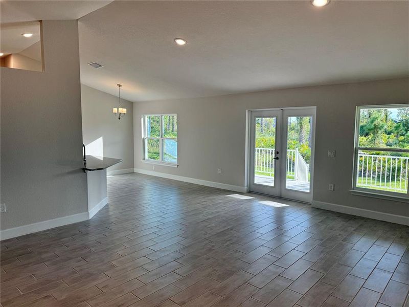 Spacious, unfurnished interior of a new home in , Port Charlotte (Image 25).