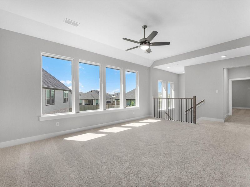 Spacious, unfurnished interior of a new home in Cross Creek Ranch 60′, Fulshear (Image 21). Spacious, unfurnished interior of a new home in Cross Creek Ranch 60′, Fulshear (Image 21).