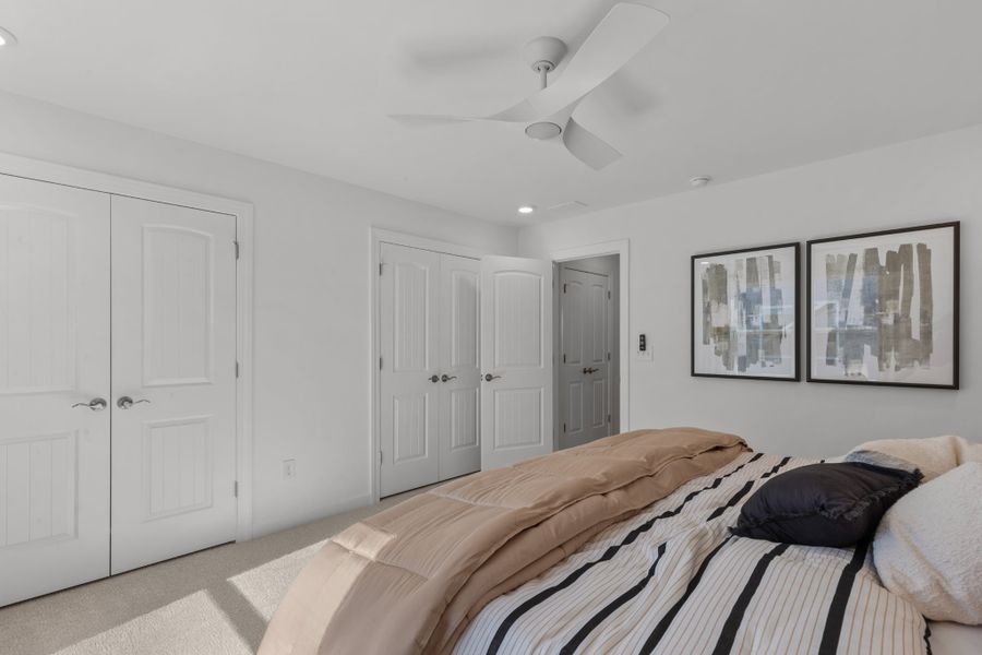 Representative furnished interior of a home built from the The Shorebreak by Chesapeake Homes in Terrapin, Leland (Image 58).