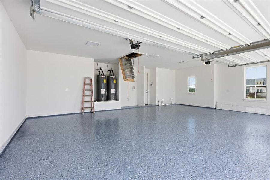 Spacious, unfurnished interior of a new home in , Granbury (Image 22). Spacious, unfurnished interior of a new home in , Granbury (Image 22).