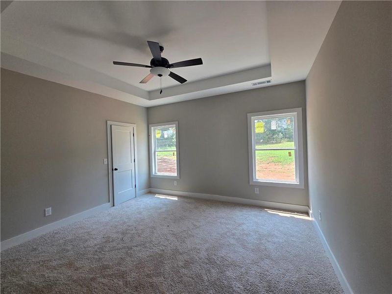Spacious, unfurnished interior of a new home in , Lavonia (Image 3).