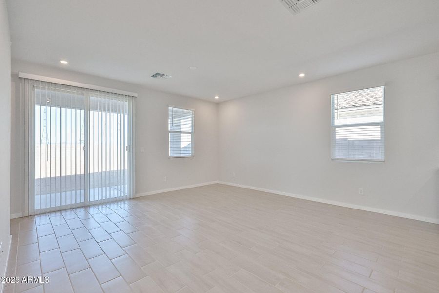 10_New-Homes-for-Sale_Surprise_AZ 10_New-Homes-for-Sale_Surprise_AZ