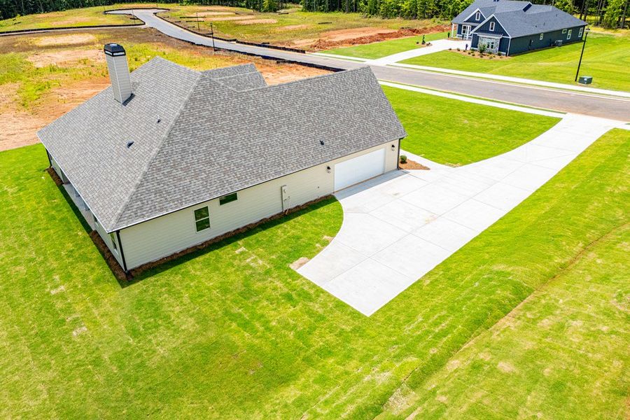 Image 41 of a home in WOODMONT RESERVE.