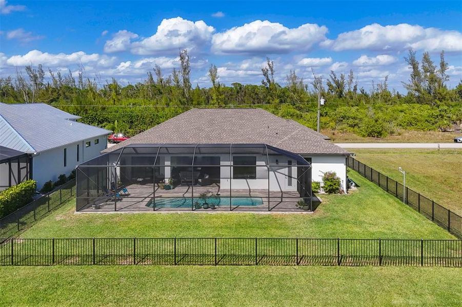 Community amenities in , Port Charlotte (Image 40).