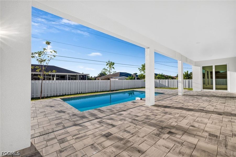 Exterior details and patio area of a home in Cape Coral, Cape Coral (Image 16). Exterior details and patio area of a home in Cape Coral, Cape Coral (Image 16).