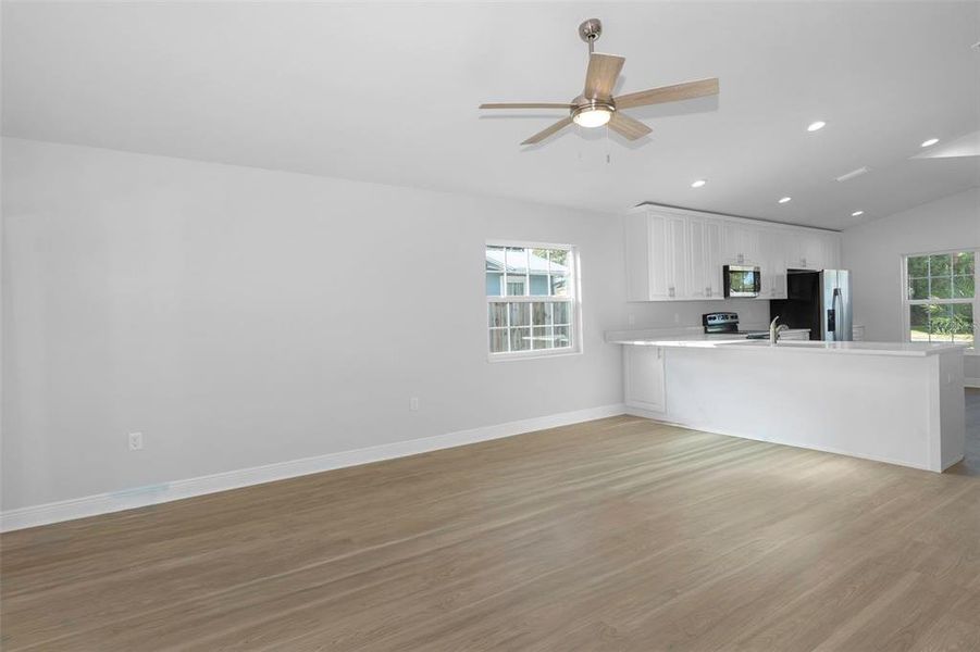 Spacious, unfurnished interior of a new home in , New Port Richey (Image 16).