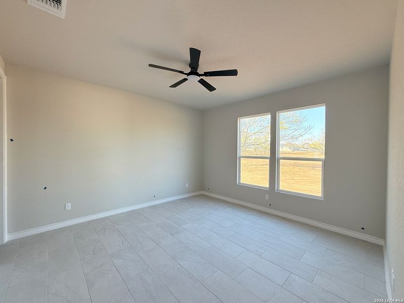Spacious, unfurnished interior of a new home in , Pleasanton (Image 9).
