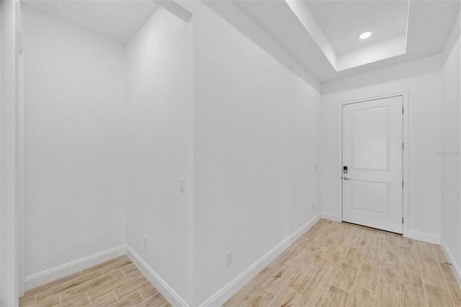 Spacious, unfurnished interior of a new home in Tamarack at Two Rivers, Zephyrhills (Image 40).