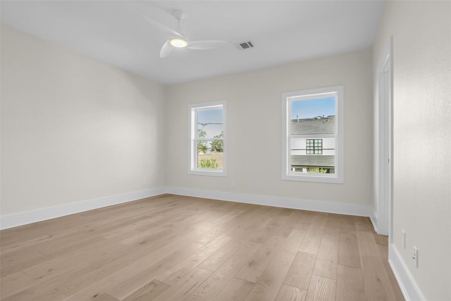 Secondary bedroom with its own bath upstairs