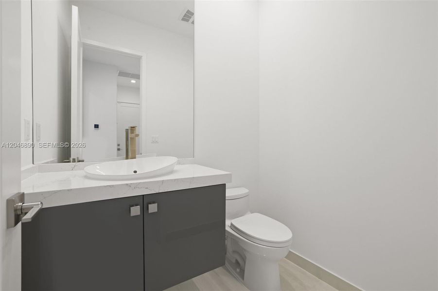 Photo 46