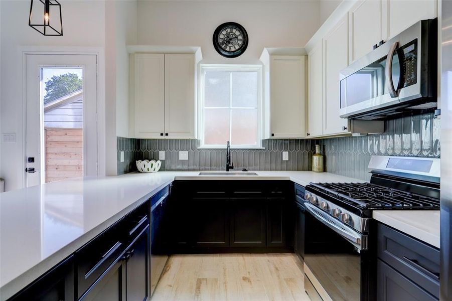 Image 16 of a home in .