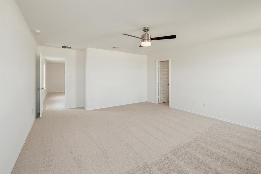 Spacious, unfurnished interior of a new home in Salerno - Heritage Collection, Round Rock (Image 22).