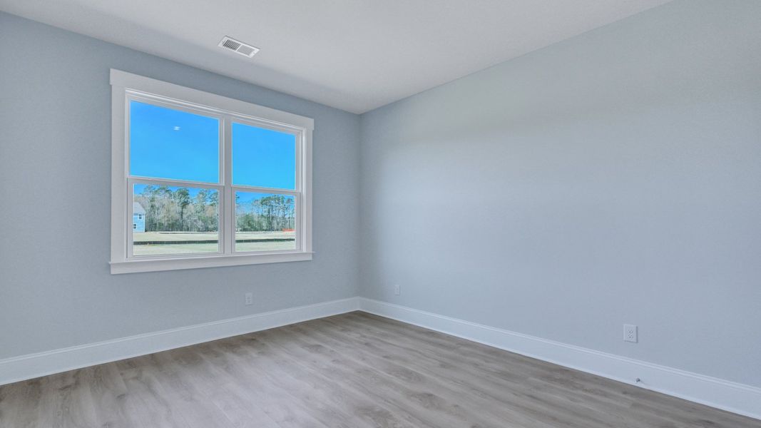 Spacious, unfurnished interior of a new home in Berkeley Bay, Ridgeville (Image 24).