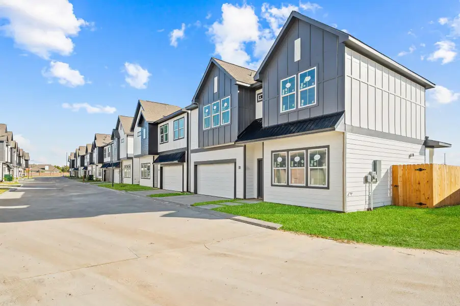 Front exterior of a new home in , Houston, TX, highlighting curb appeal (Image 1). Front exterior of a new home in , Houston, TX, highlighting curb appeal (Image 1).
