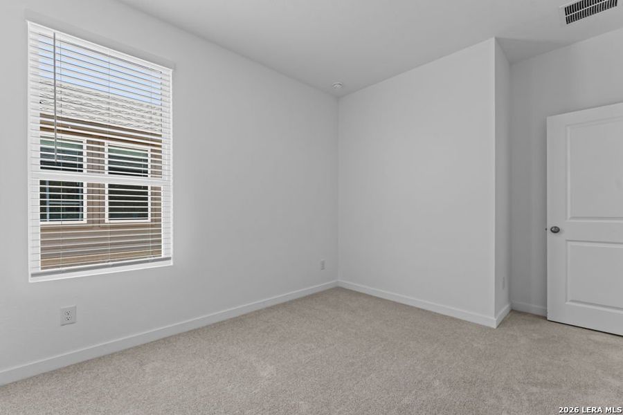 Spacious, unfurnished interior of a new home in Juniper Ranch, Spring Branch (Image 11).