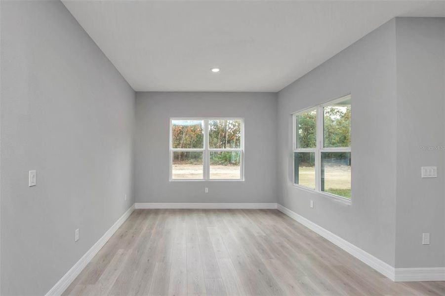 Spacious, unfurnished interior of a new home in , Beverly Hills (Image 34). Spacious, unfurnished interior of a new home in , Beverly Hills (Image 34).