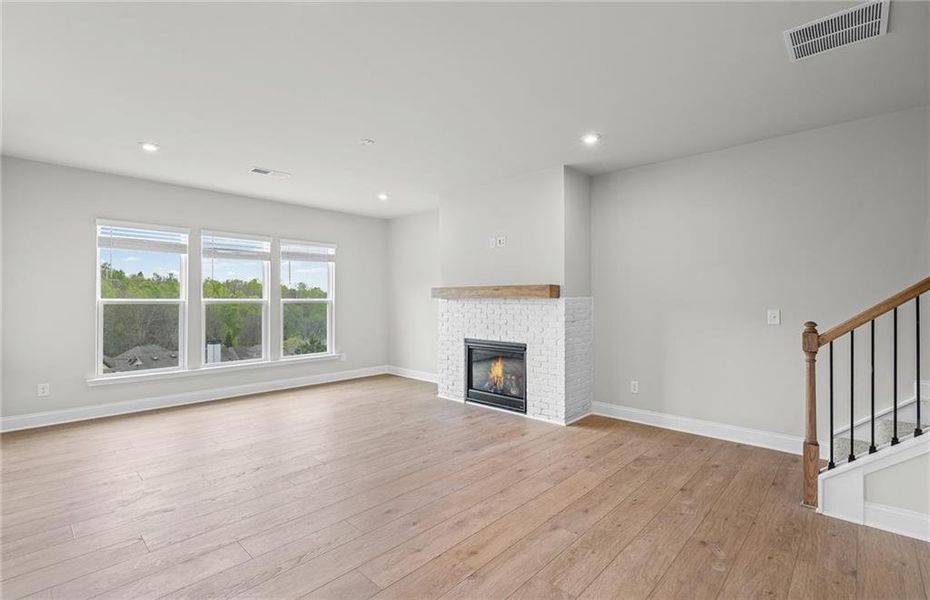 Spacious, unfurnished interior of a new home in Sierra Creek, Hoschton (Image 43).