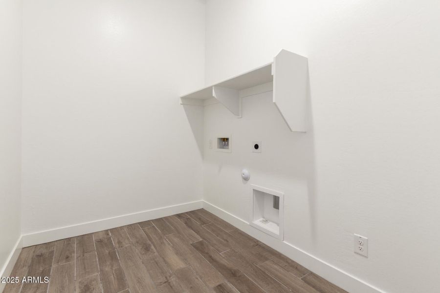 27 - Kingbird 27 - Kingbird