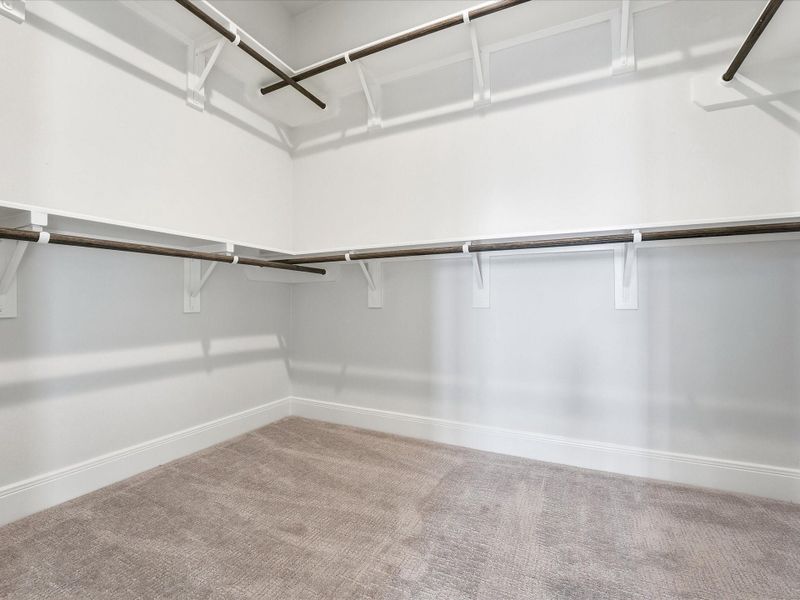 Spacious, unfurnished interior of a new home in Uptown District, Houston (Image 16).