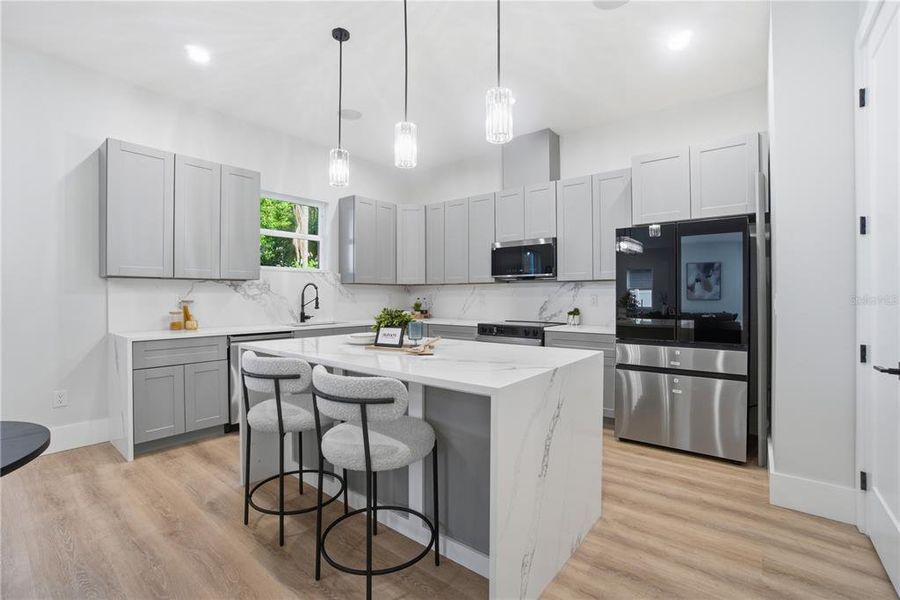 Furnished interior view inside a new home in , Belle Isle (Image 49).