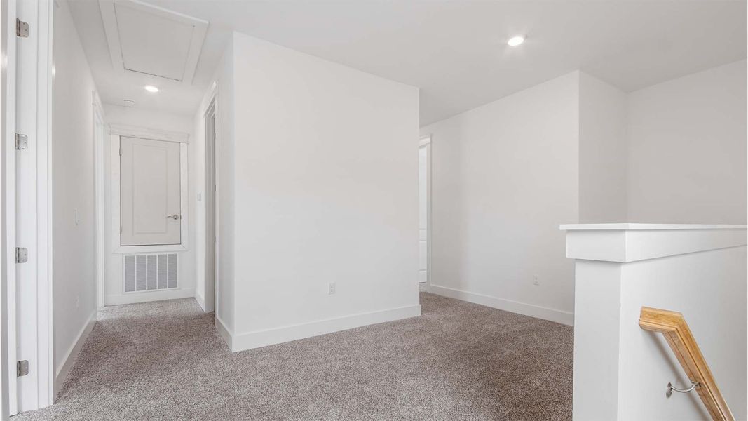 Spacious, unfurnished interior of a new home in Breakfast Point East Phase I, Panama City Beach (Image 22).