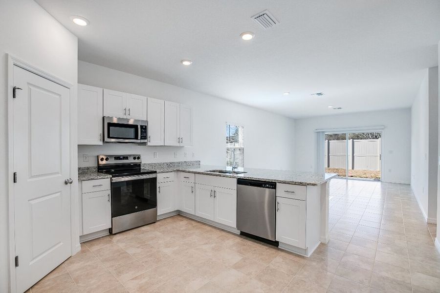 Furnished interior view inside a new home in Coopers Meadow, Jacksonville (Image 9).