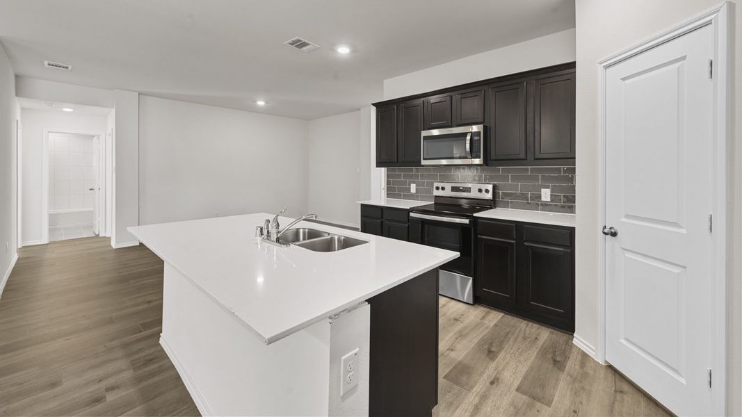 Furnished interior view inside a new home in Wildwood, Royse City (Image 7).