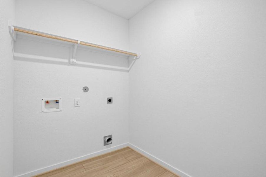 Spacious, unfurnished interior of a new home in Hockley Meadows, Hockley (Image 15).