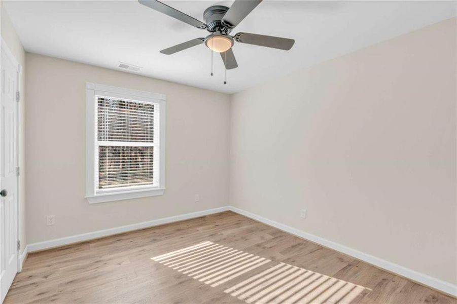 Spacious, unfurnished interior of a new home in , Temple (Image 34).