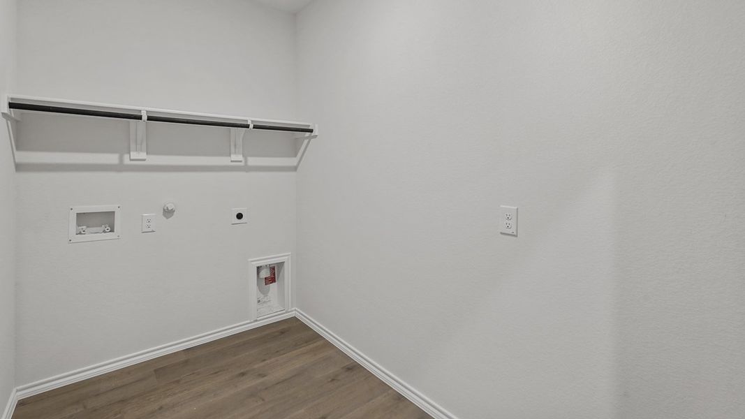 Representative unfurnished interior of a home built from the Midland by D.R. Horton in Labein Villas, Greenville (Image 17).