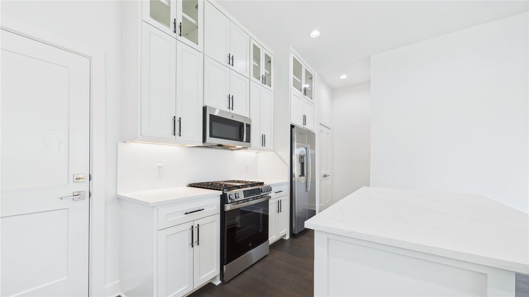 Furnished interior view inside a new home in Skyline Homes at Lozier, Houston (Image 18). Furnished interior view inside a new home in Skyline Homes at Lozier, Houston (Image 18).