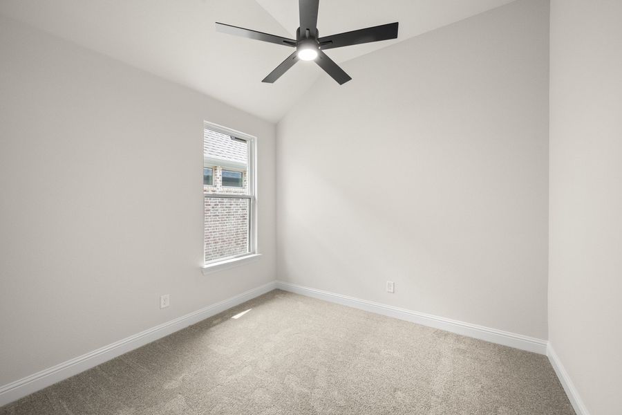 Spacious, unfurnished interior of a new home in Redden Farms - Phase 1, Midlothian (Image 15).
