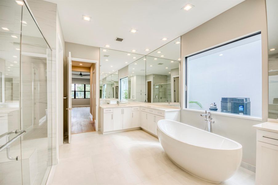 Furnished interior view inside a new home in Apex at Avenir, Palm Beach Gardens (Image 46).