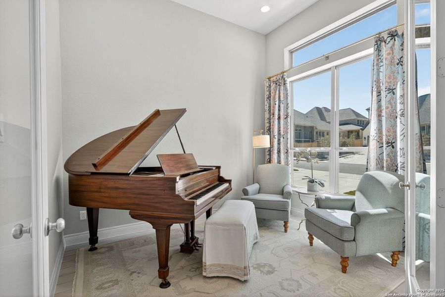 Furnished interior view inside a new home in Cibolo Canyons 60', San Antonio (Image 4).