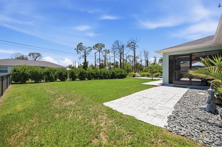 Exterior details and patio area of a home in , Port Charlotte (Image 23).