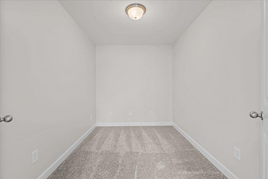 Spacious, unfurnished interior of a new home in Fall Creek, Inman (Image 22).